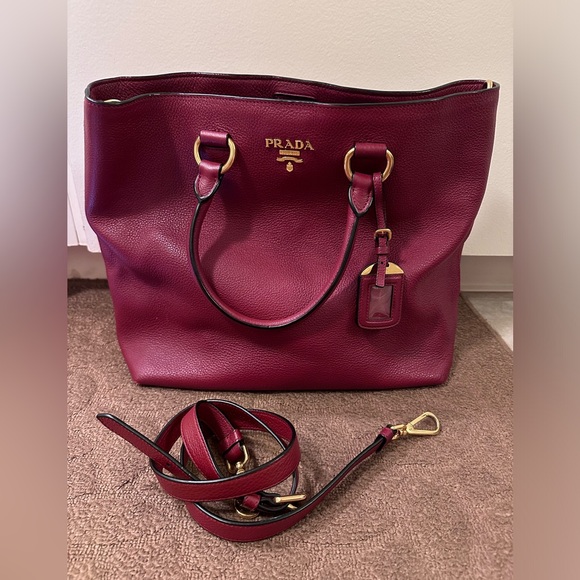 Authentic Prada red Soft leather Tote bag Preloved - Picture 1 of 6
